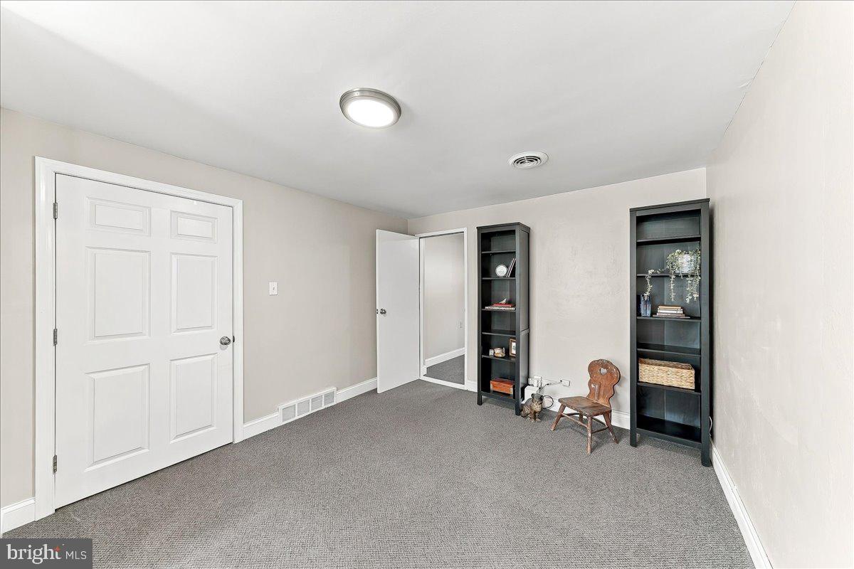 306 Governors Dr Property Photo 36
