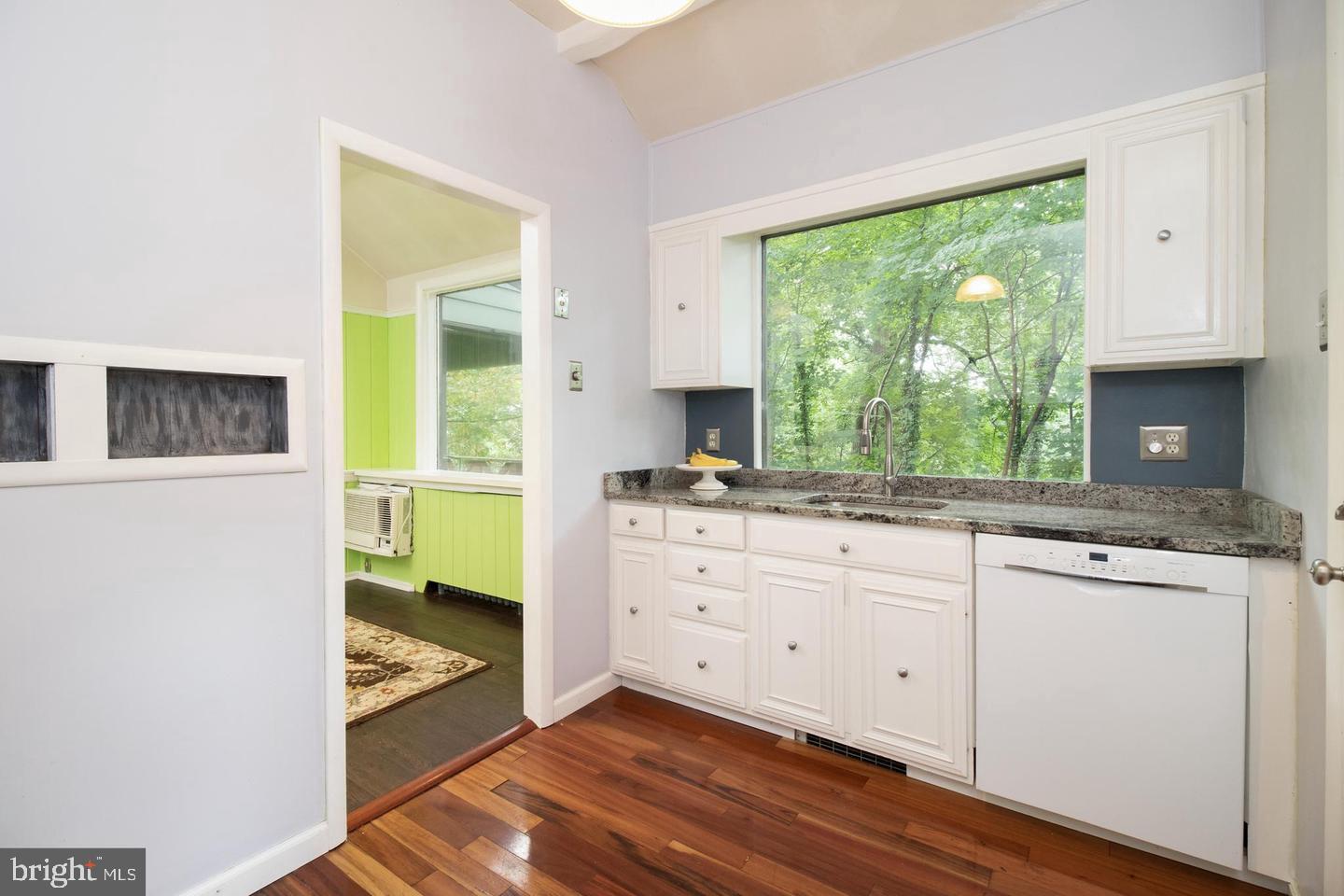 612 Beverly Blvd Property Photo 13