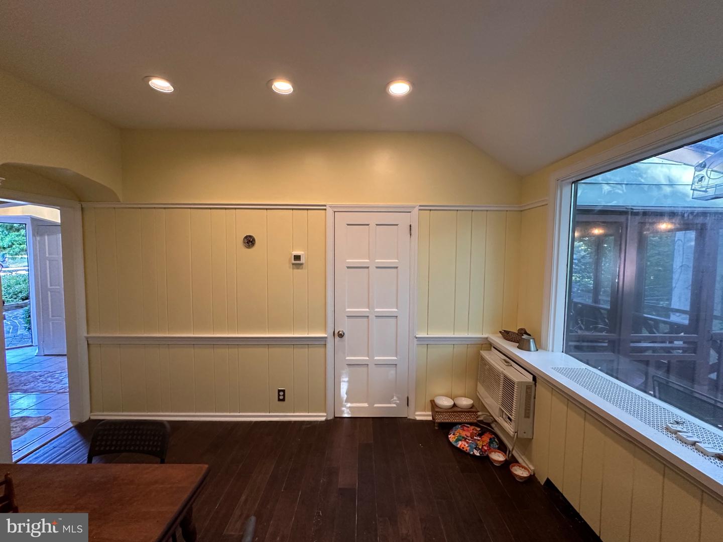 612 Beverly Blvd Property Photo 22