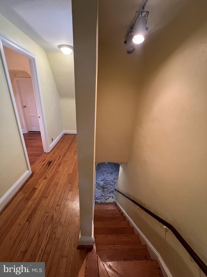 612 Beverly Blvd Property Photo 24