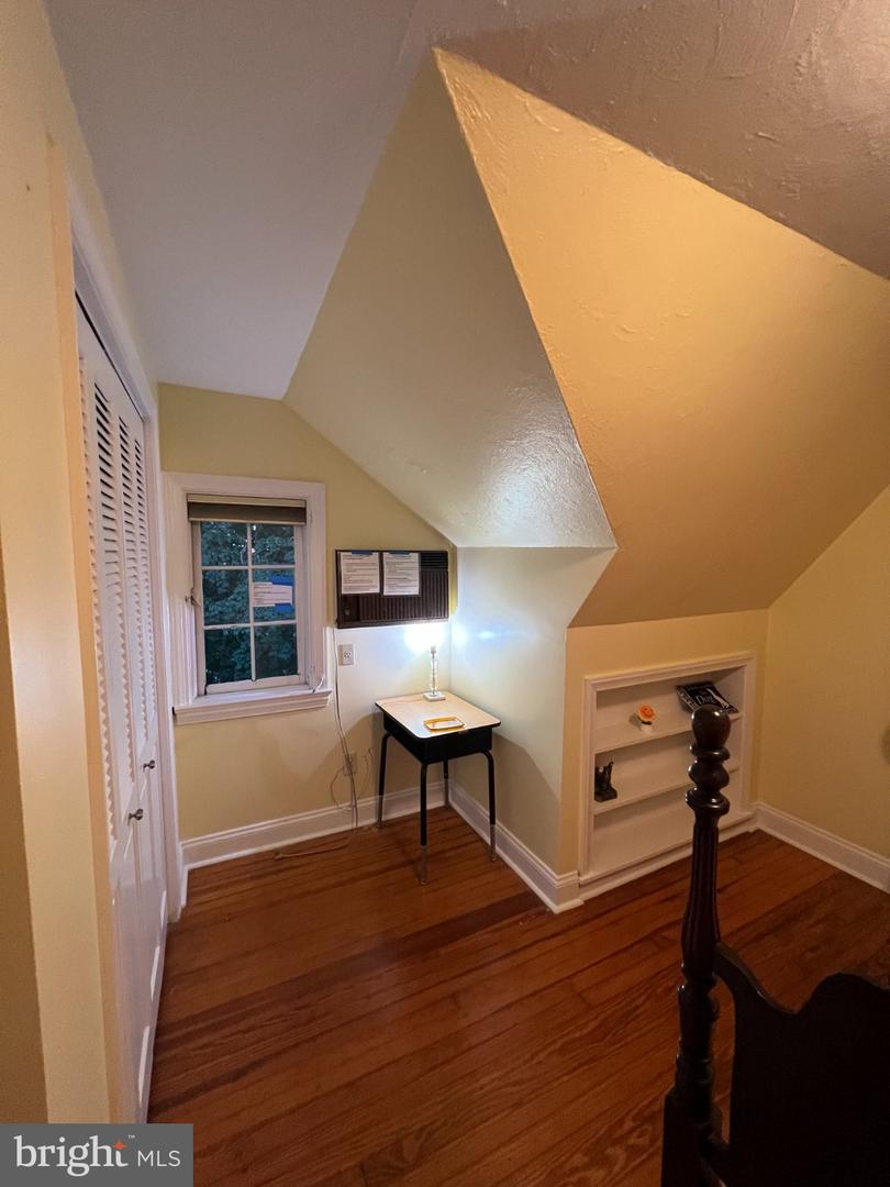 612 Beverly Blvd Property Photo 26