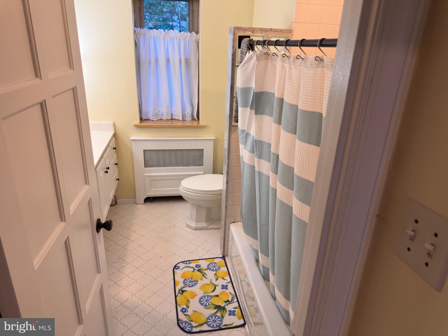 612 Beverly Blvd Property Photo 31