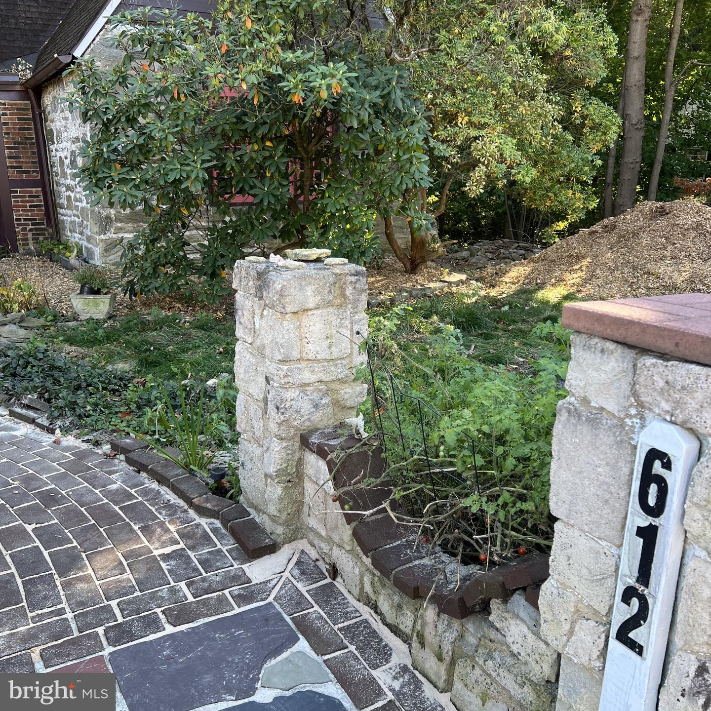 612 Beverly Blvd Property Photo 41