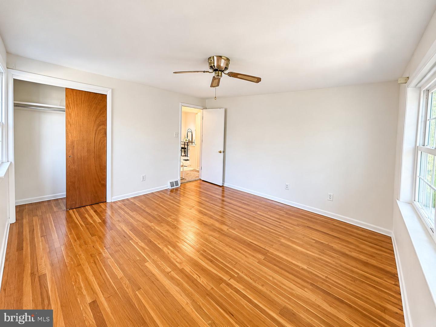 10 Cobblestone Ln Property Photo 11