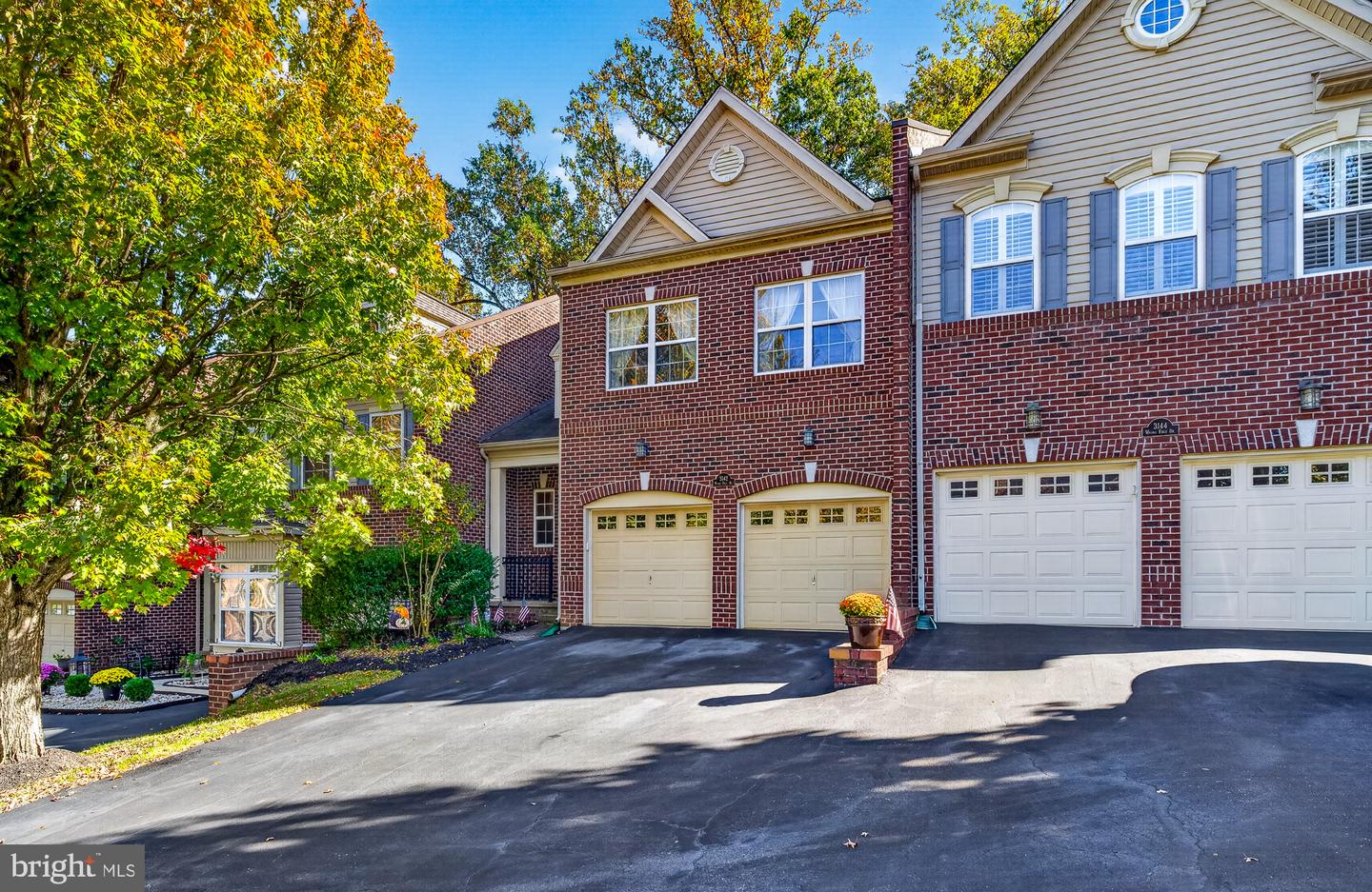 3142 Woods Edge Dr Property Photo 1