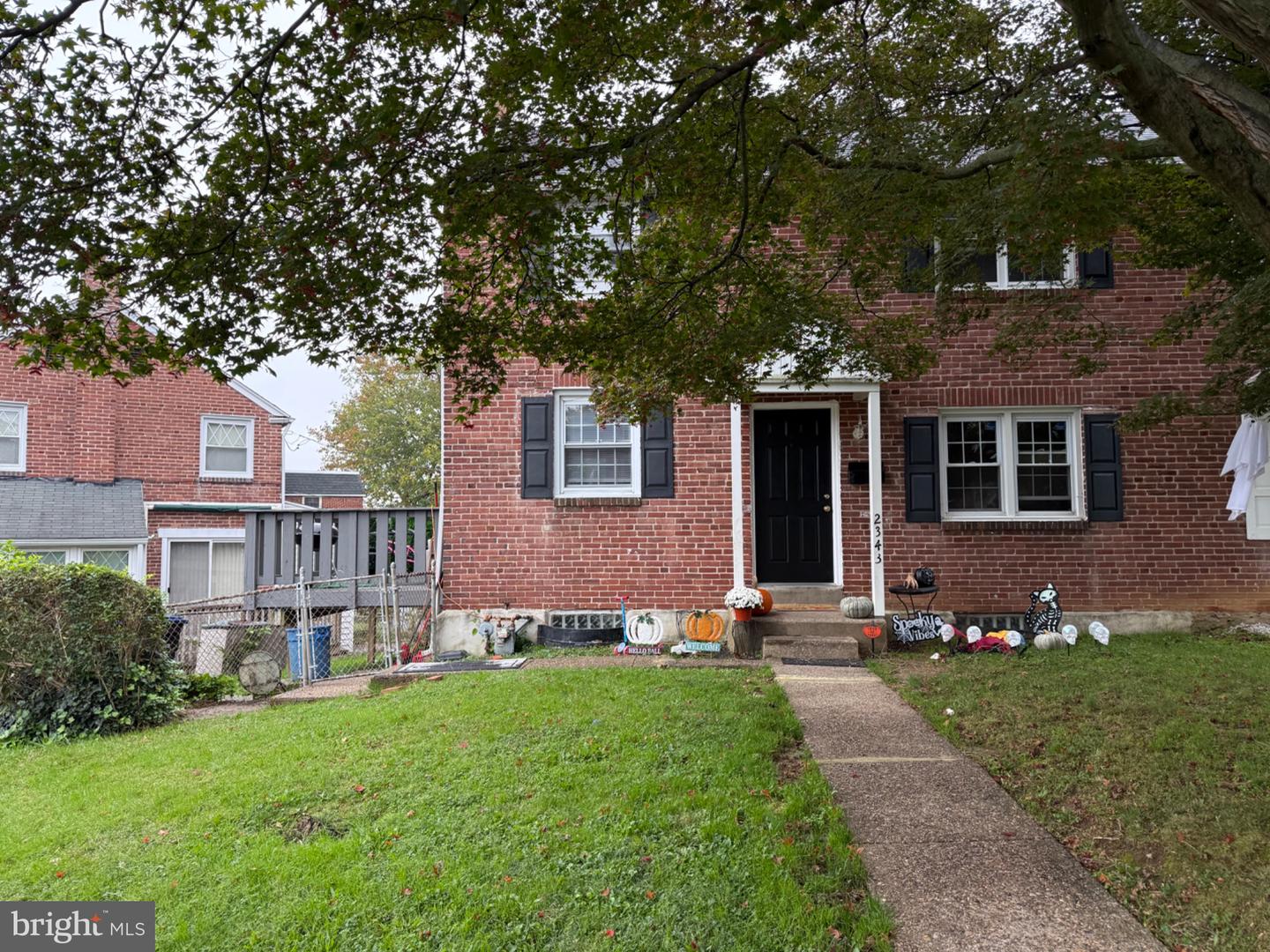 2343 Irvington Pl Property Photo 1