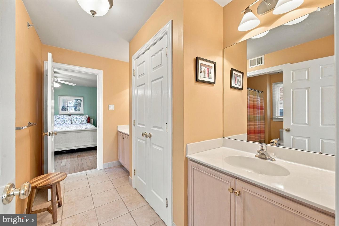 112 Ceton Ct Property Photo 23