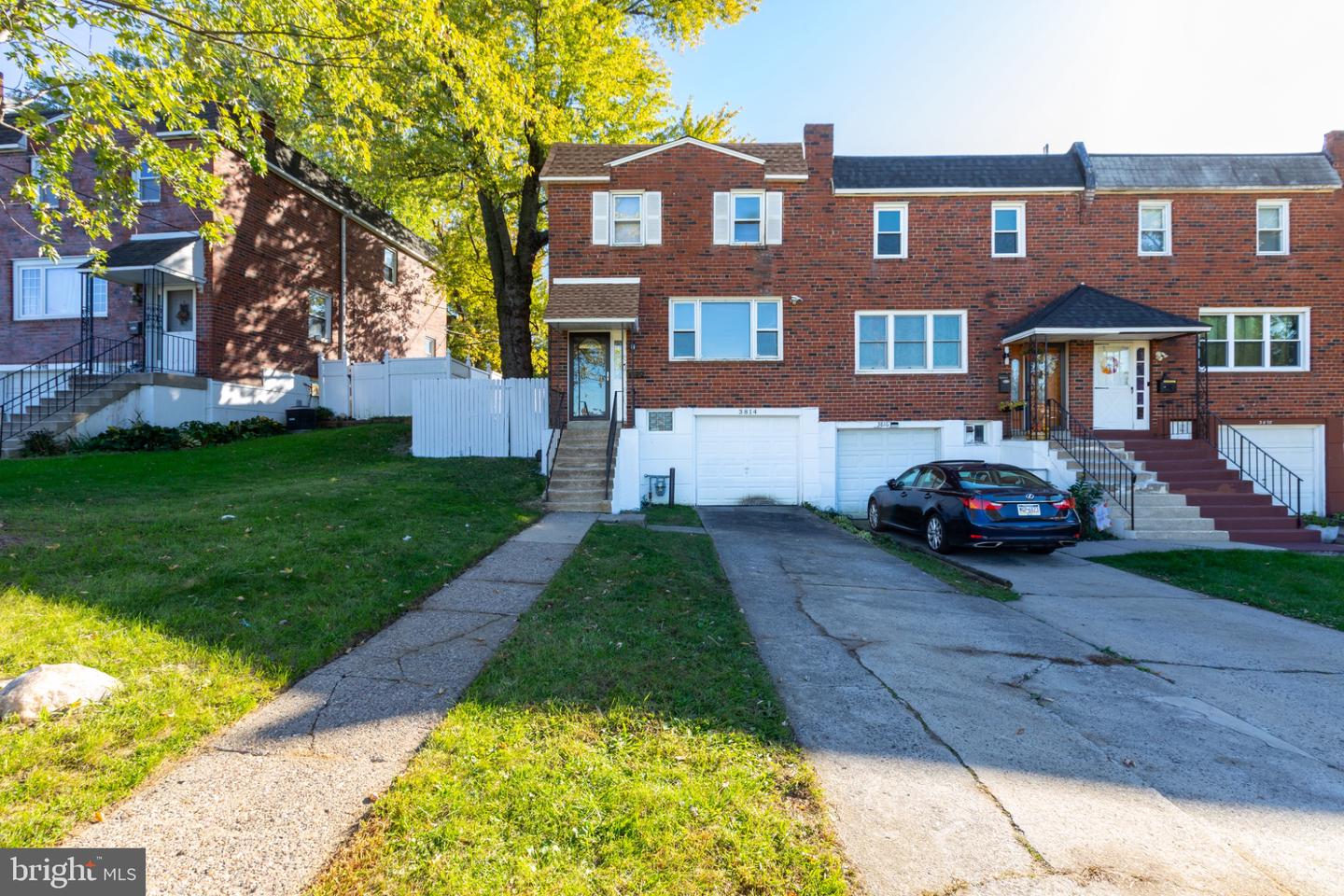 3814 Powell Rd Property Photo 1