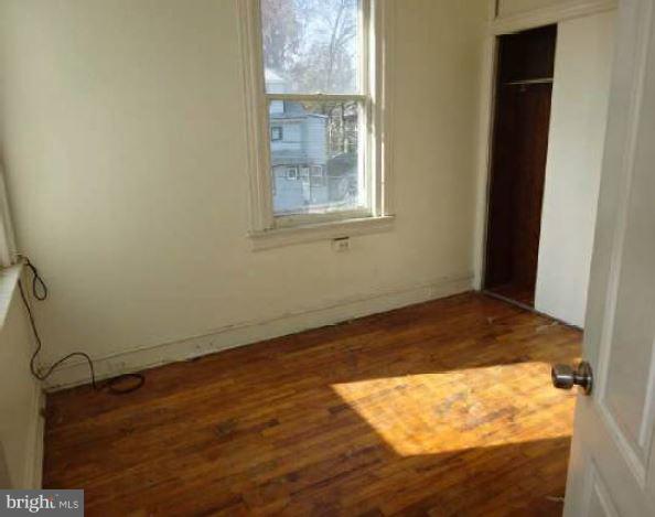 178 N Union Ave Property Photo 6