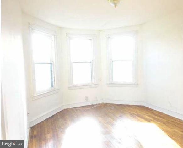 178 N Union Ave Property Photo 7