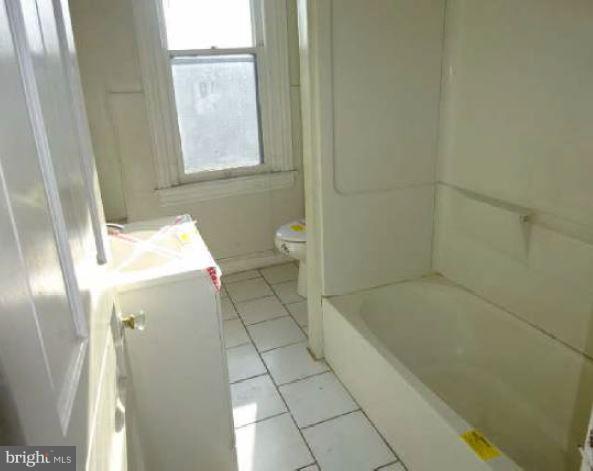 178 N Union Ave Property Photo 16
