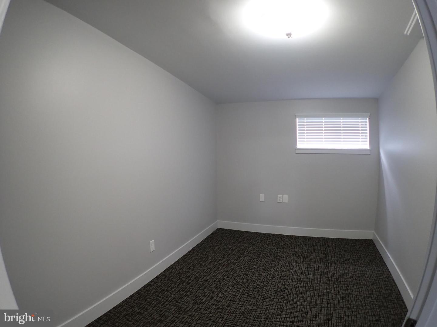 761 W Sproul Rd Property Photo 14