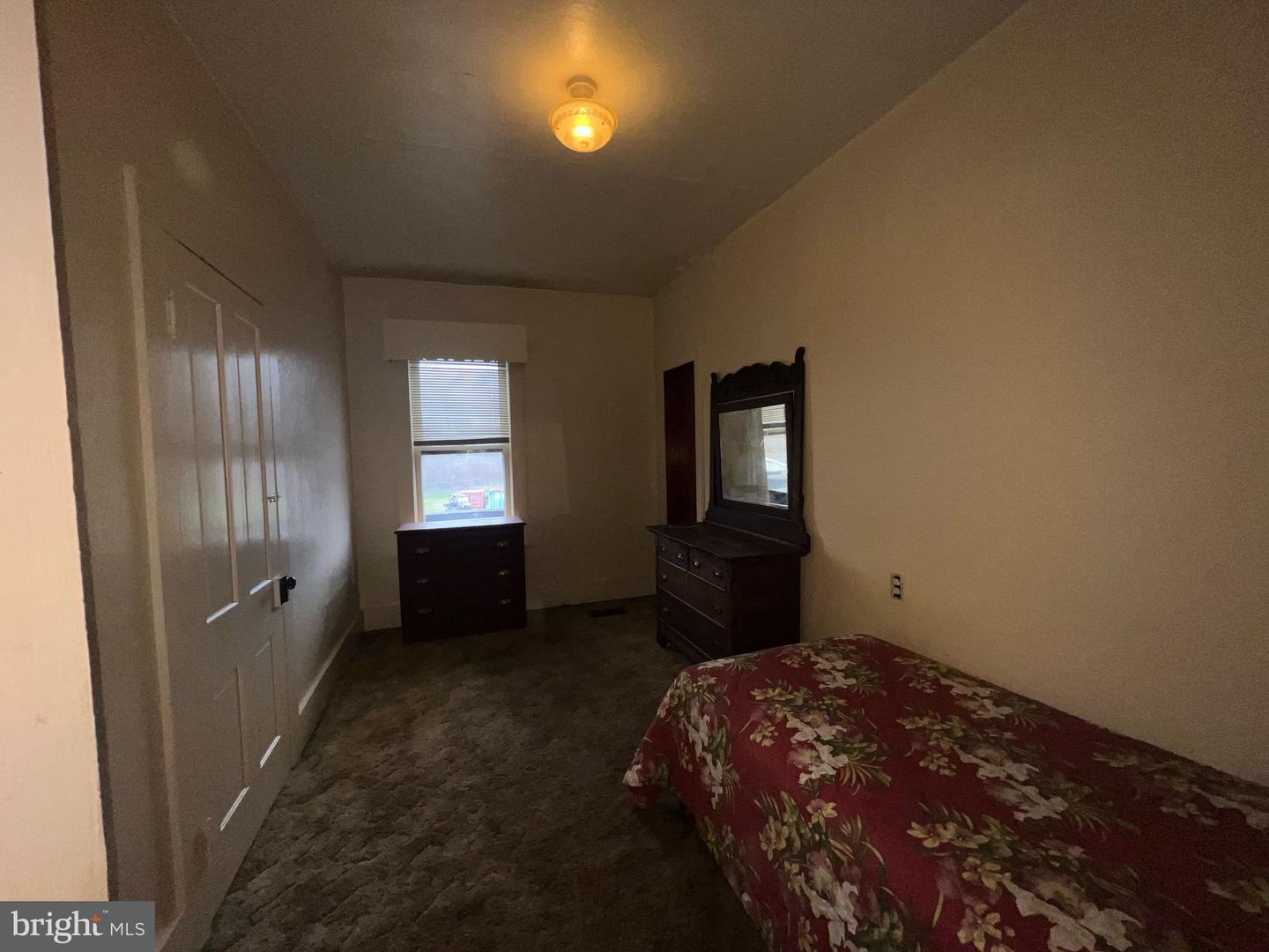 215 Clarion St Property Photo 19