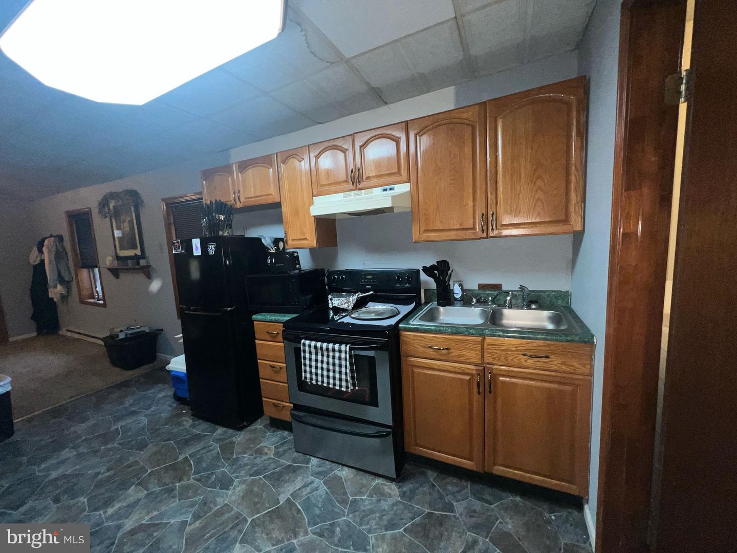 215 Clarion St Property Photo 24