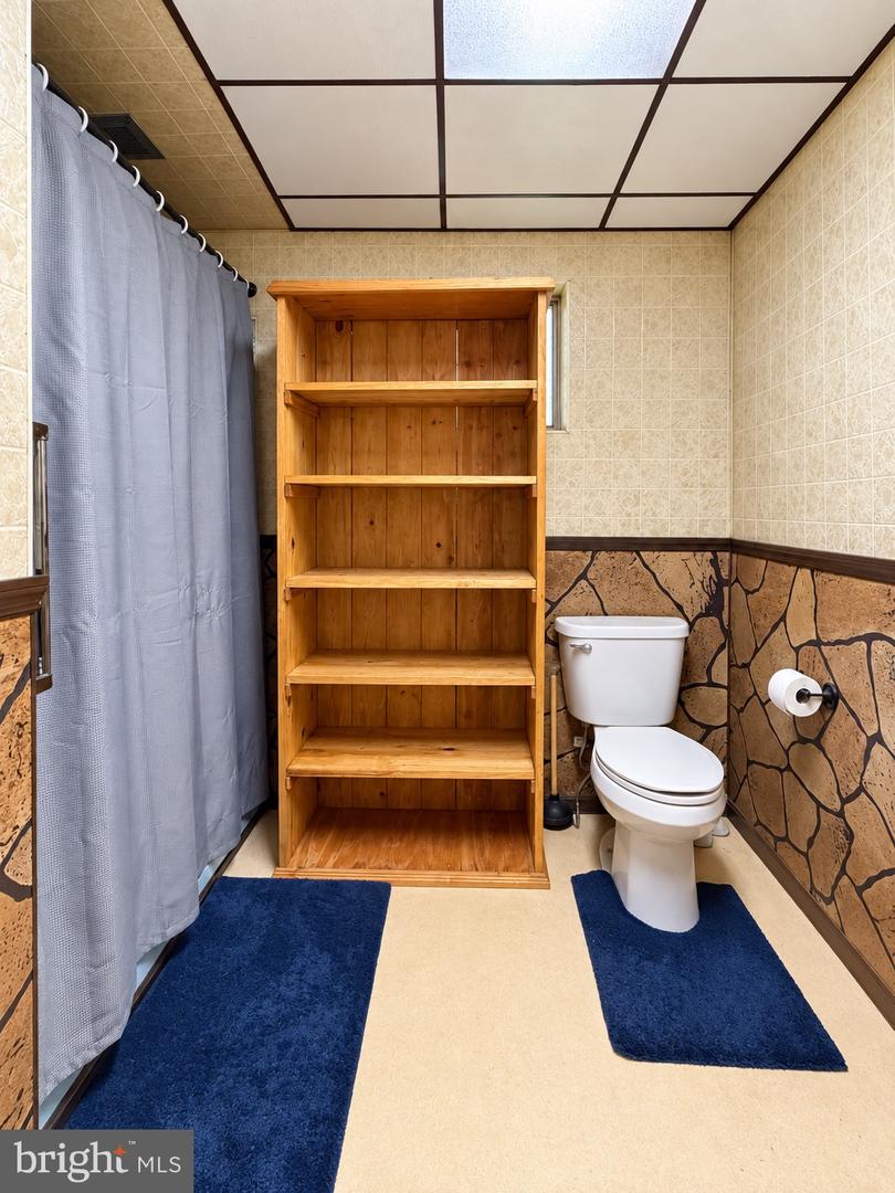 3088 Montmorenci Ave Property Photo 10