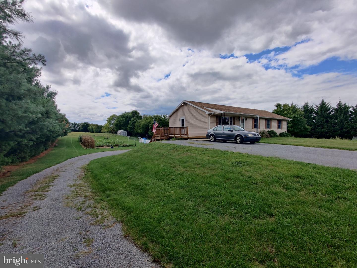 642 Milnor Road Property Photo 3