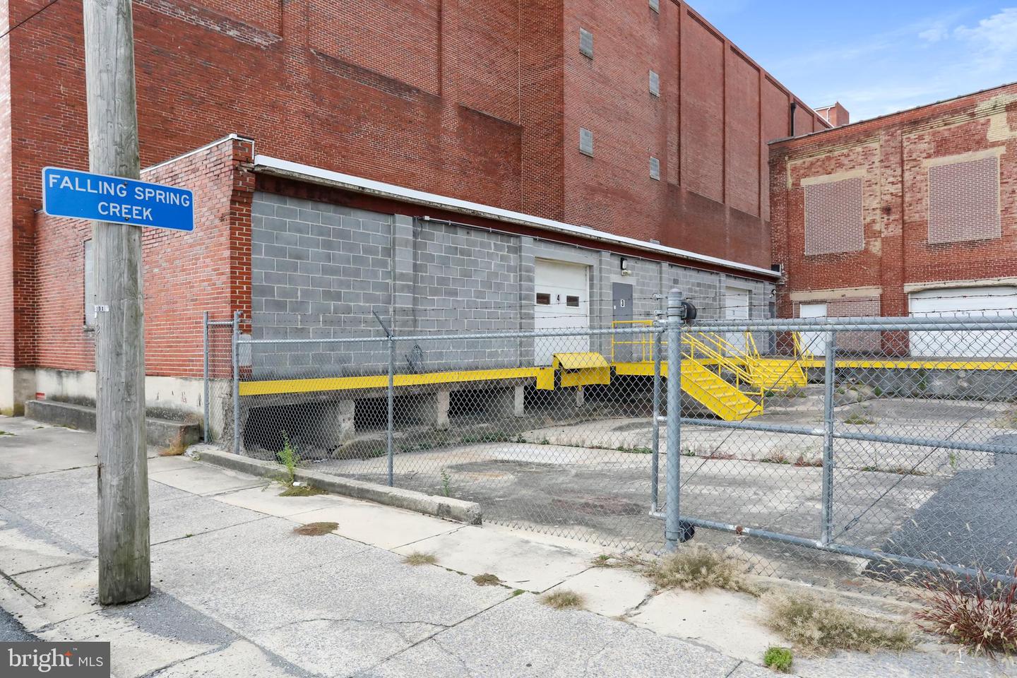 50 Kennedy St Property Photo 18