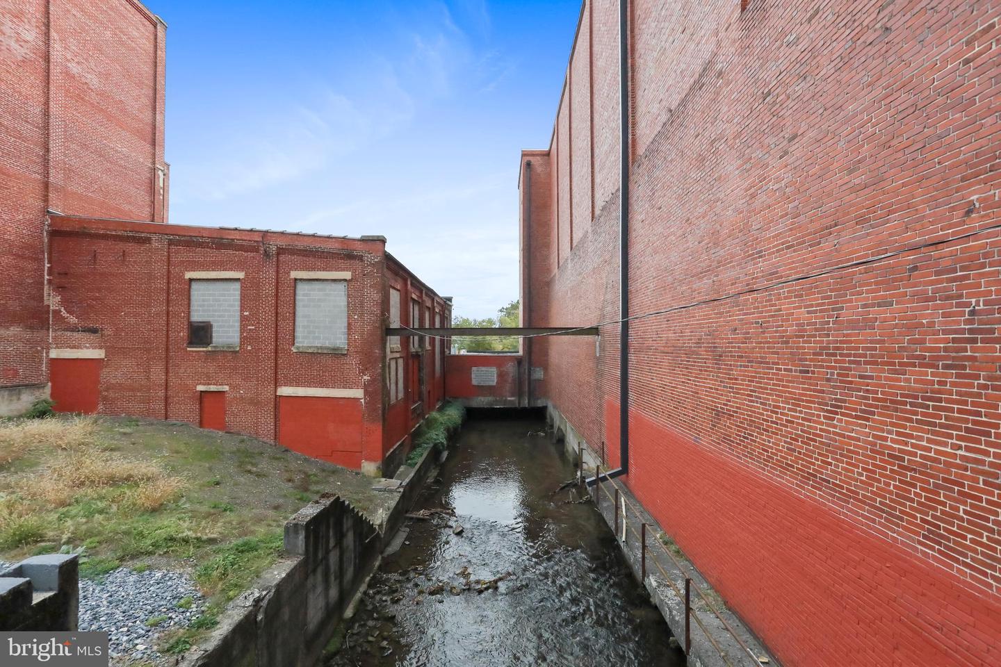 50 Kennedy St Property Photo 62