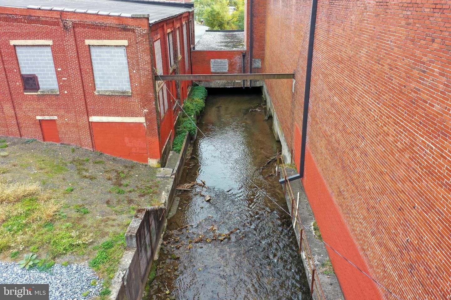 50 Kennedy St Property Photo 63