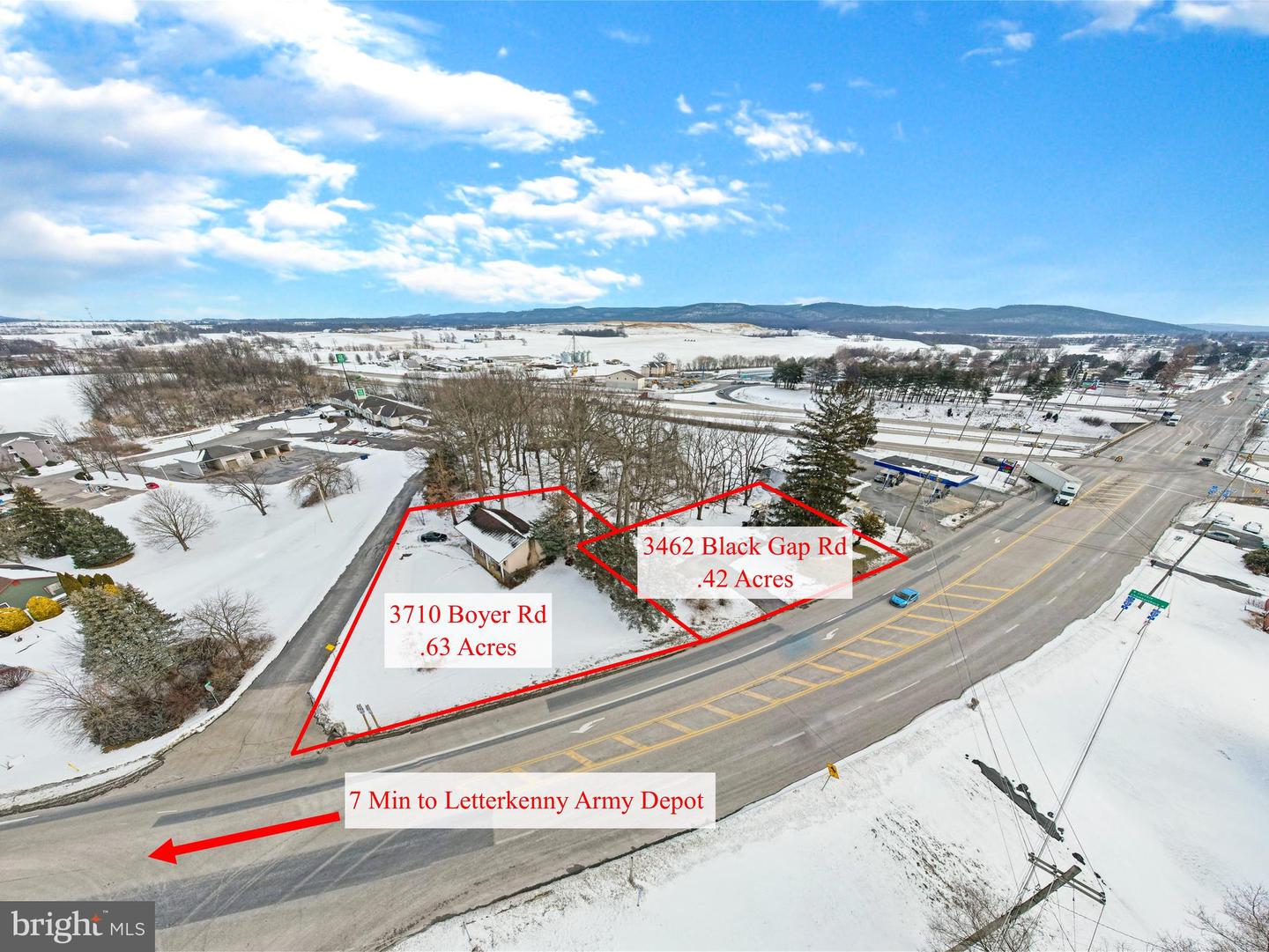 3462 Black Gap Road Property Photo 6