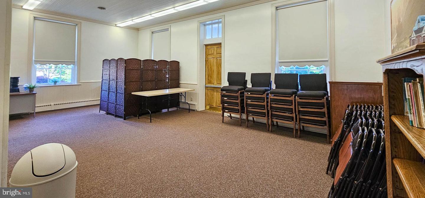 171 East Avenue Property Photo 13