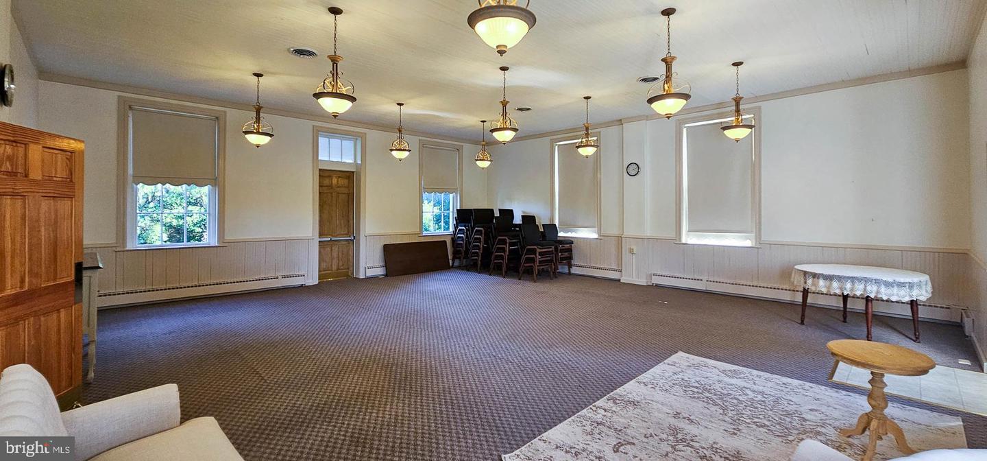 171 East Avenue Property Photo 25