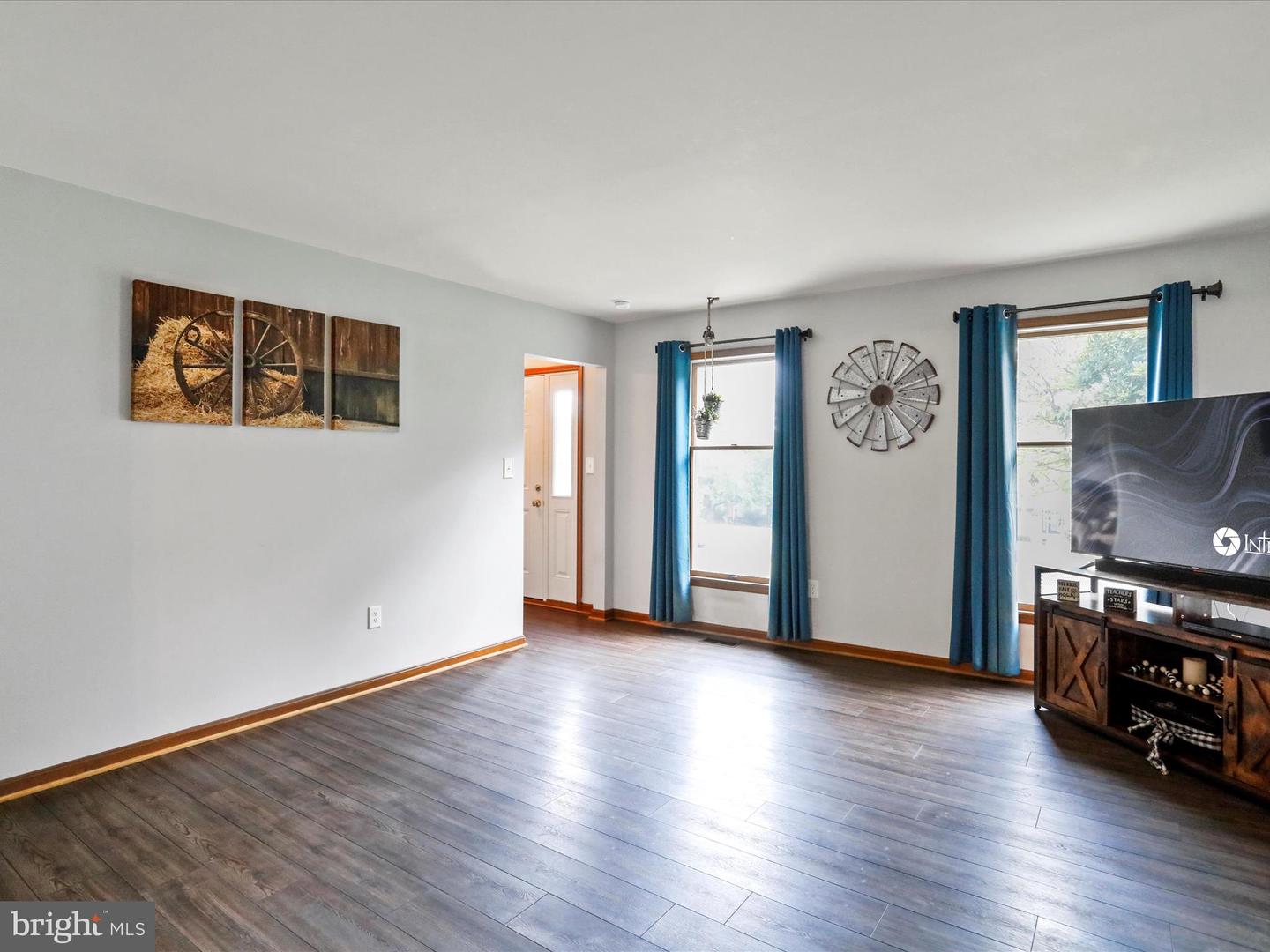 11632 Woodlea Drive Property Photo 6