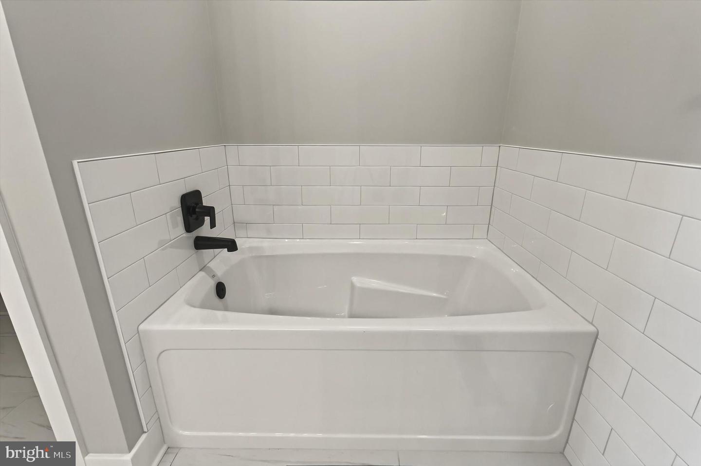 606 Vista Ct Property Photo 23