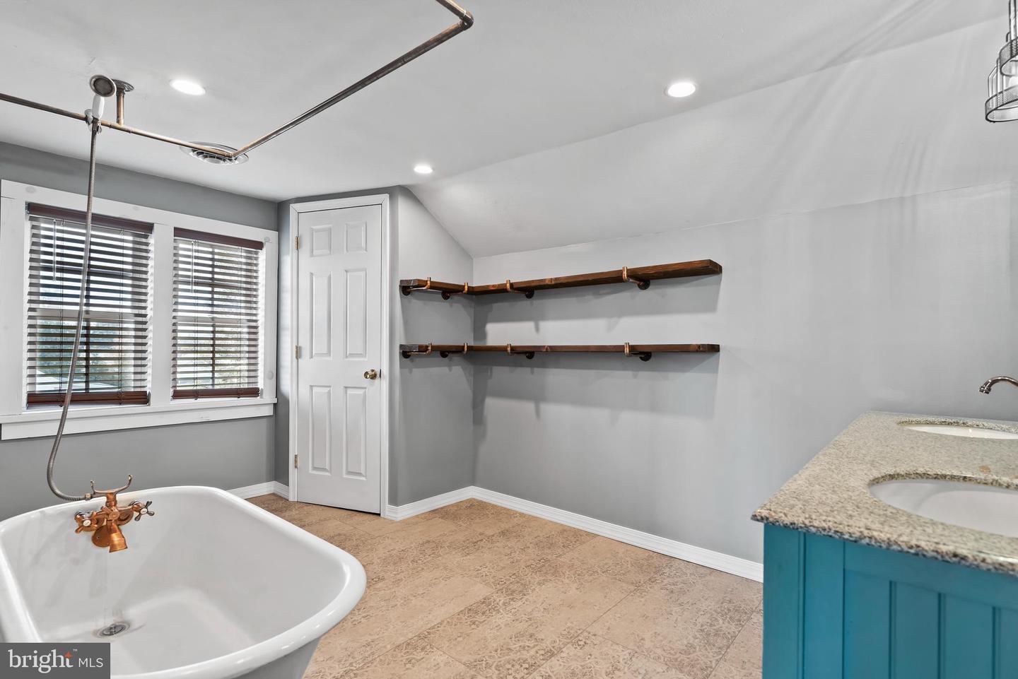 1565 Orrstown Road #5 Property Photo 16