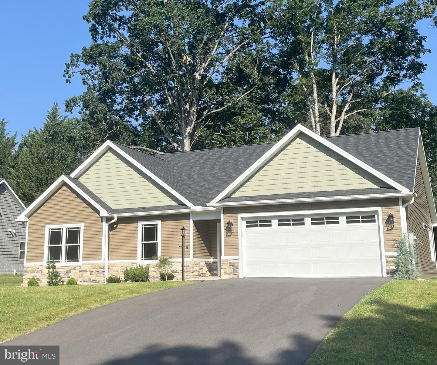 6512 Pullhook Ln Property Photo 1