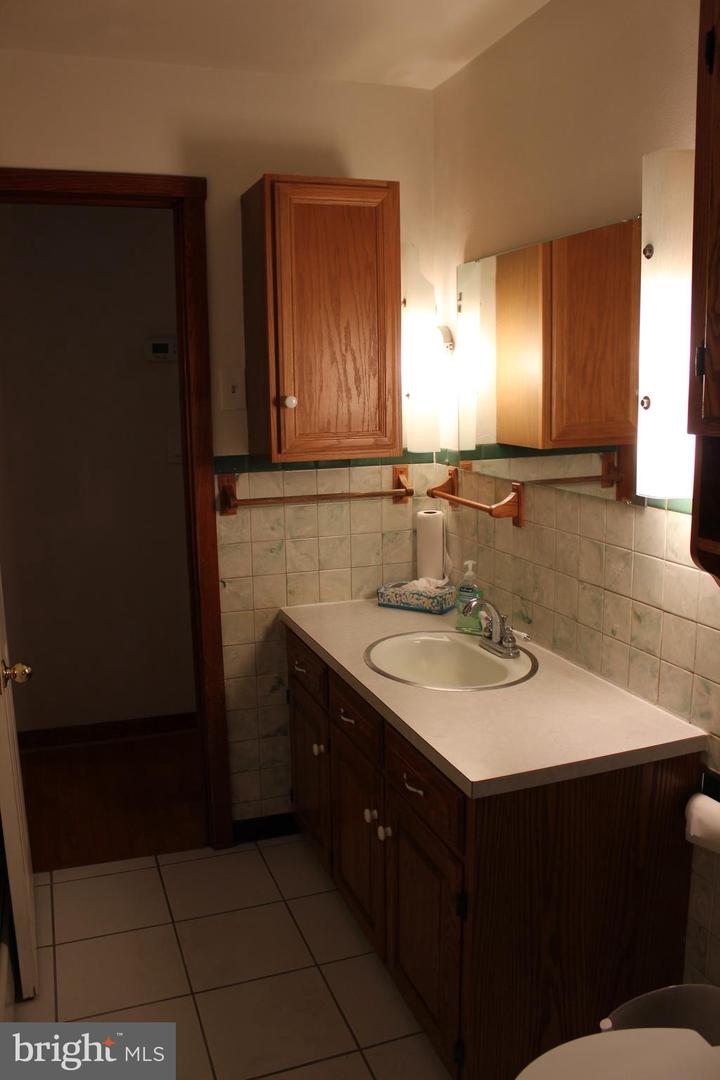 61 S Carl Avenue Property Photo 7