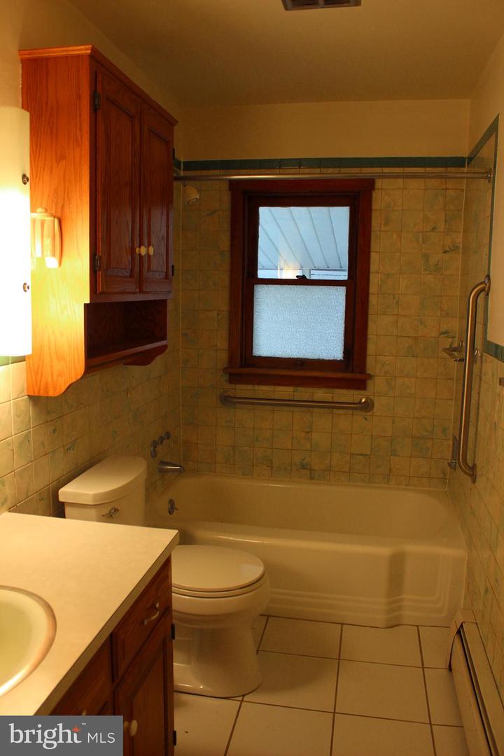 61 S Carl Avenue Property Photo 8