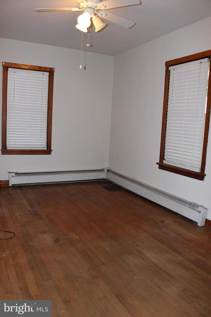 61 S Carl Avenue Property Photo 10