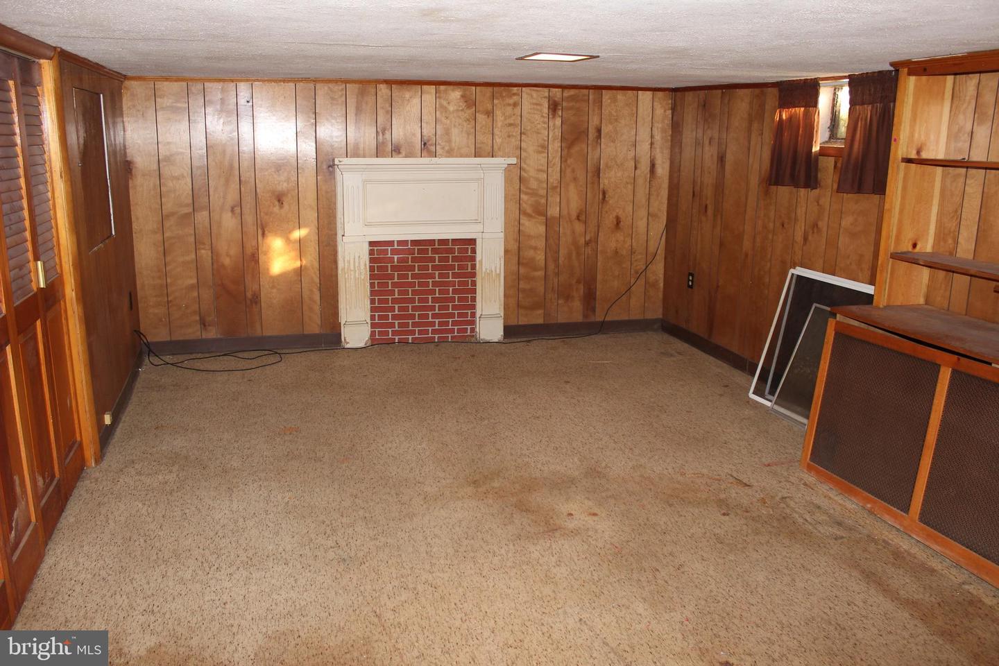 61 S Carl Avenue Property Photo 14
