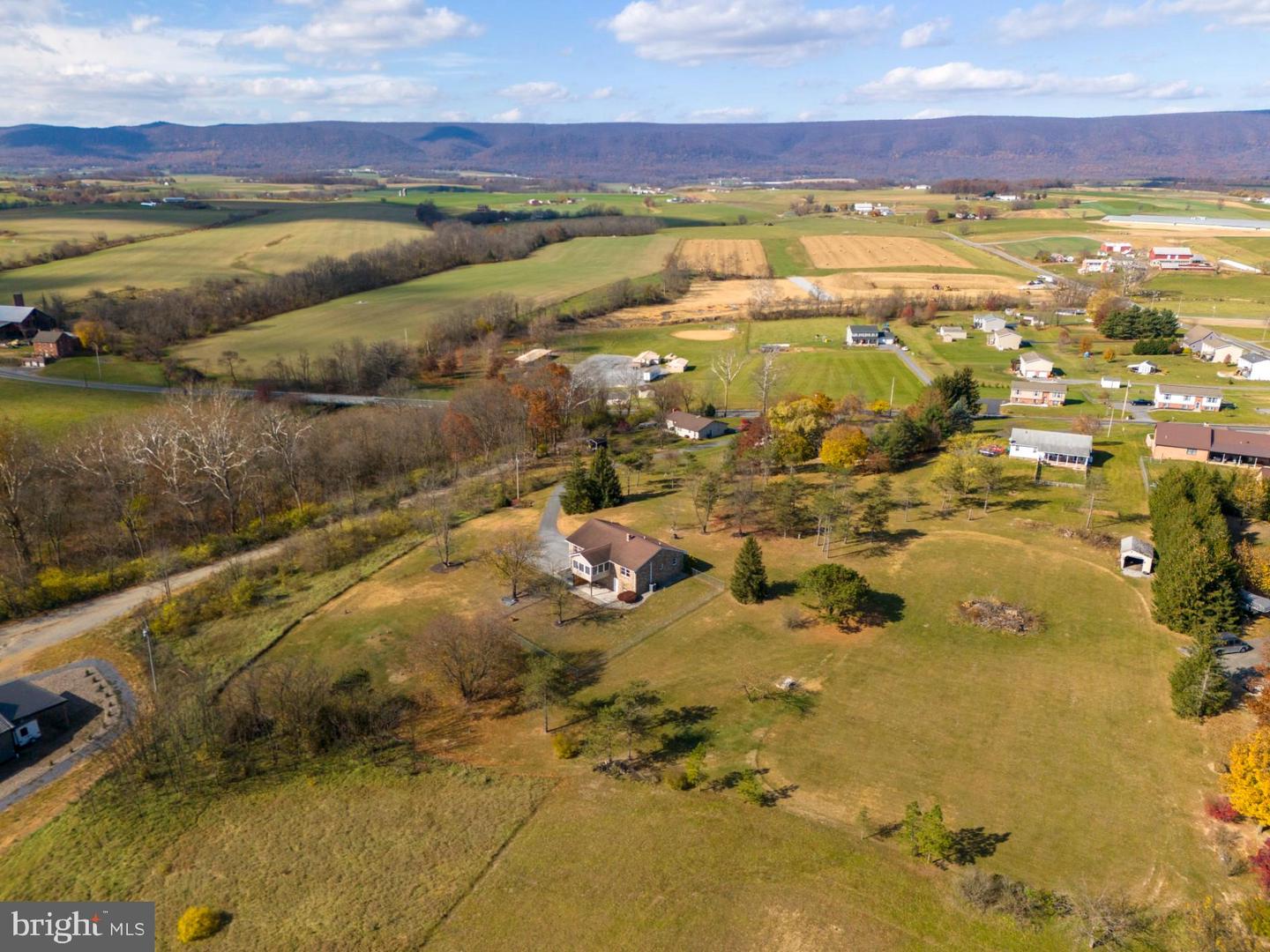 4562 Edenville Road Property Photo 8