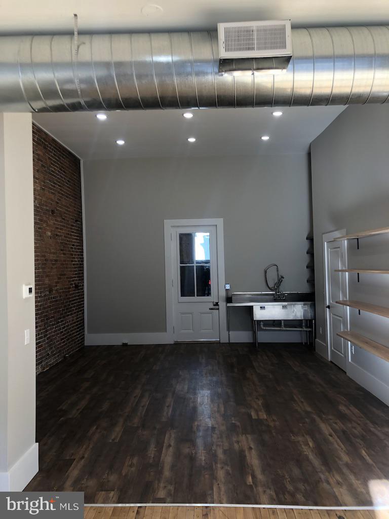 103 N N Main Street Property Photo 5