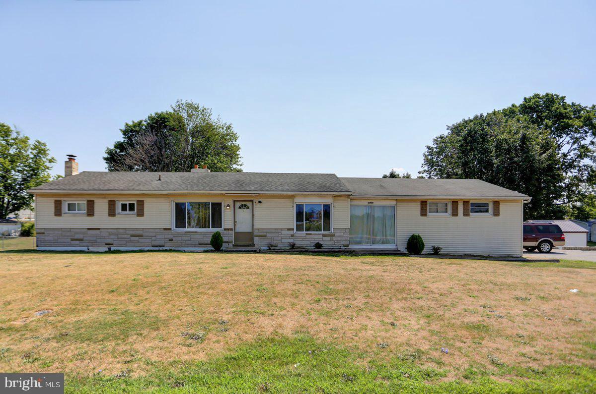 12400 Molly Pitcher Highway Property Photo 1