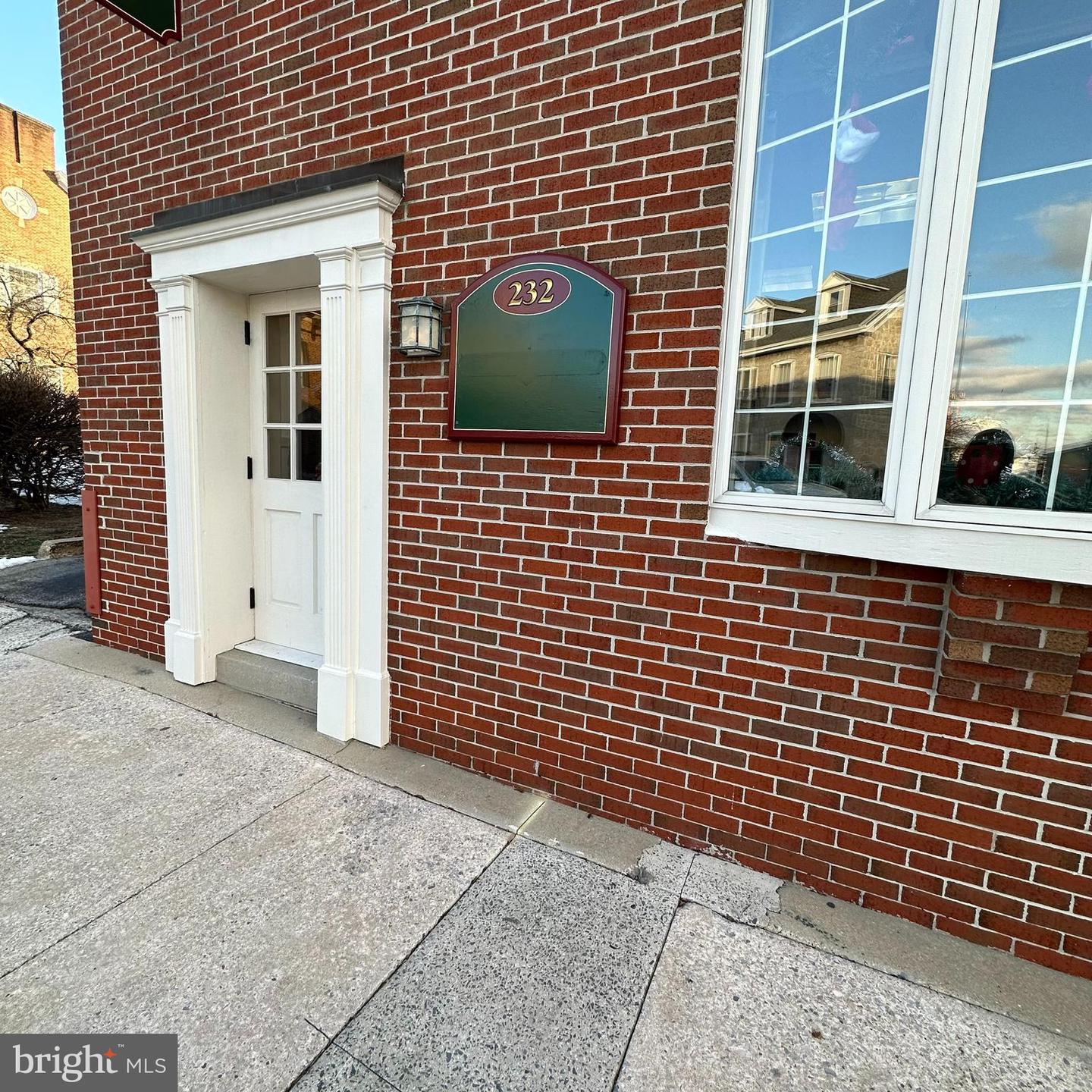 230 Lincoln Way East #suite A Property Photo 2