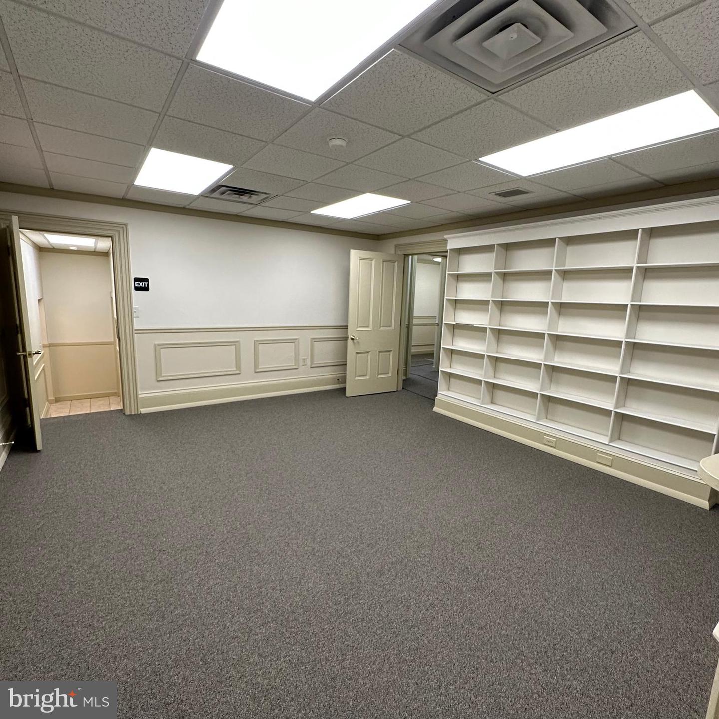 230 Lincoln Way East #suite B Property Photo 7