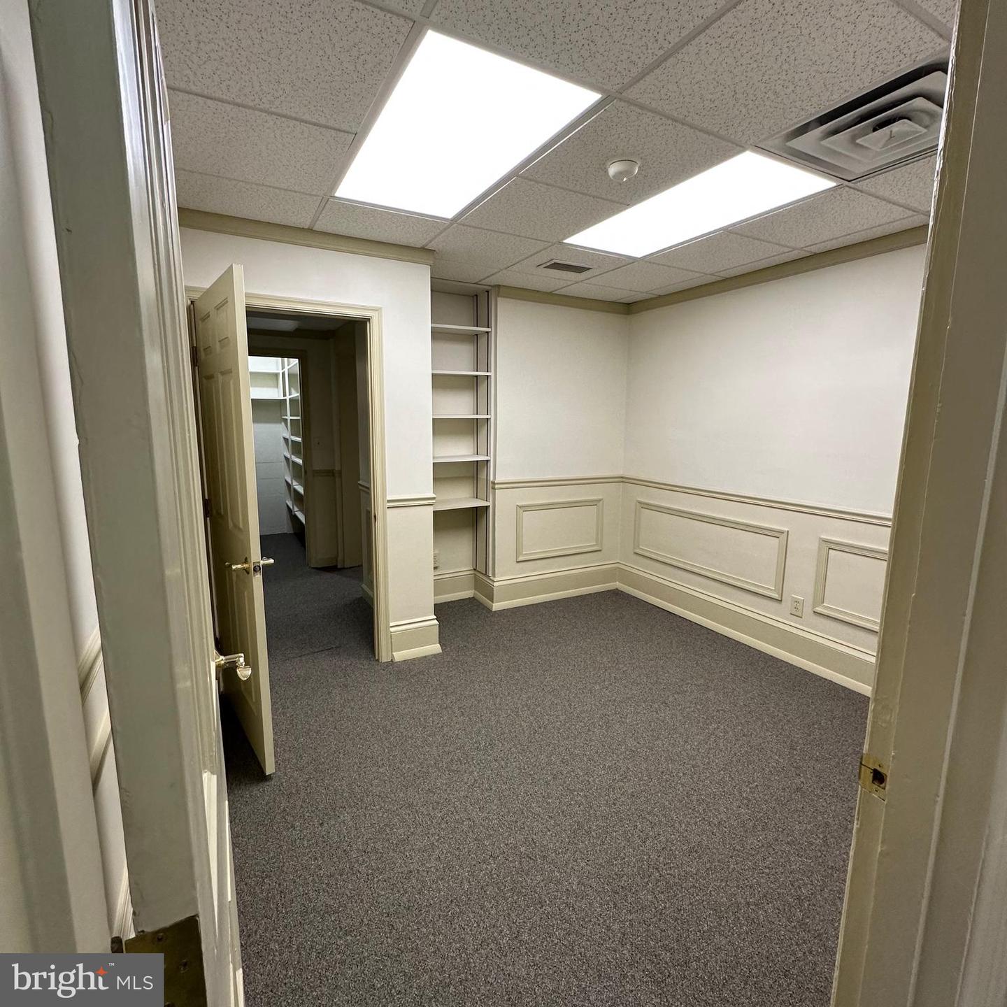 230 Lincoln Way East #suite B Property Photo 13