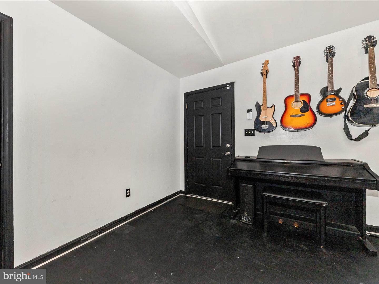 14074 Timothy Drive Property Photo 2
