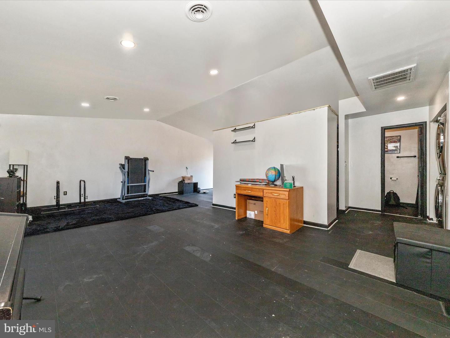 14074 Timothy Drive Property Photo 3