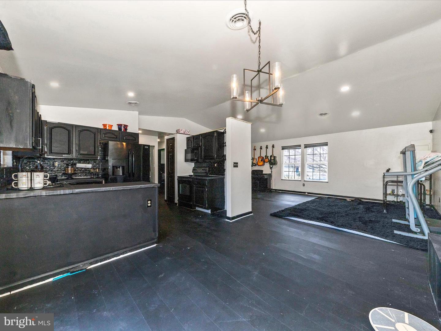 14074 Timothy Drive Property Photo 11