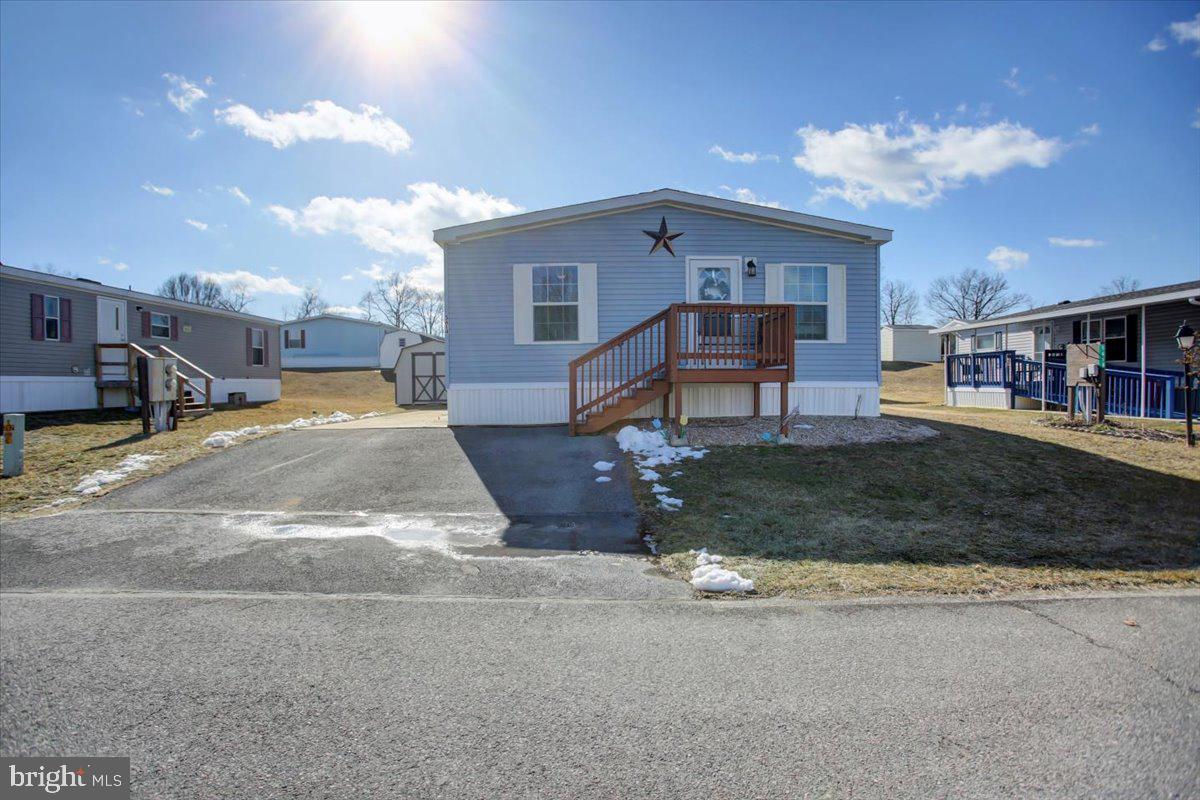 5614 Classic Court Property Photo