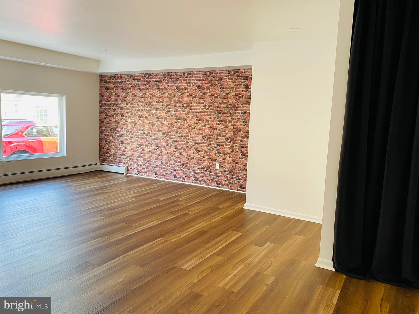 135 N. Carlisle Street Property Photo 9