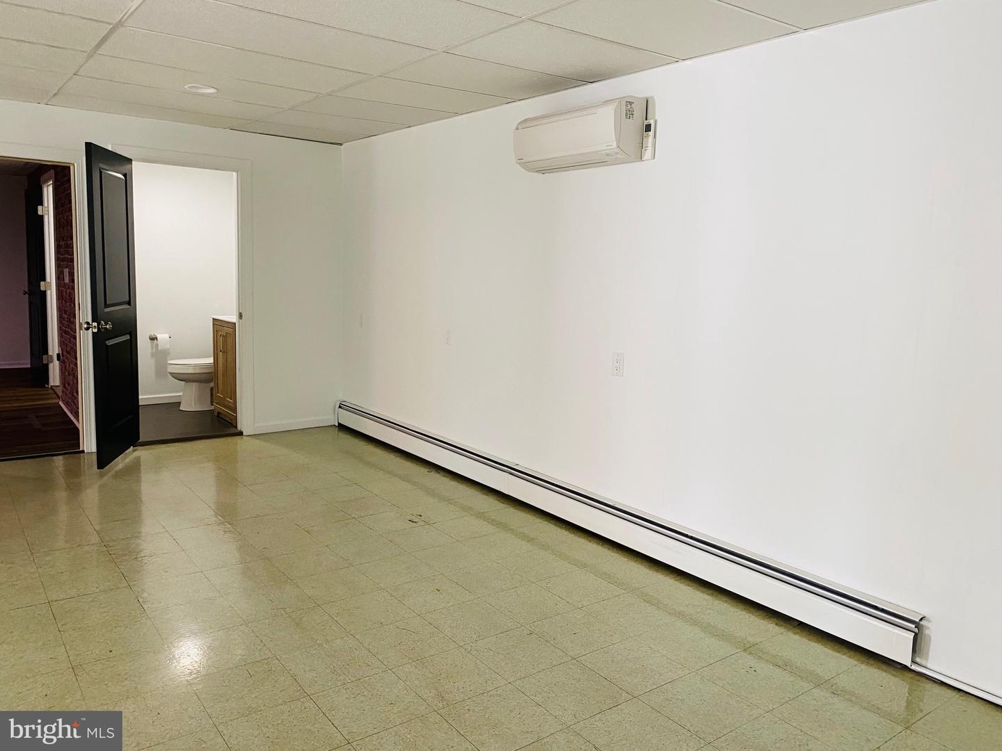 135 N. Carlisle Street Property Photo 26