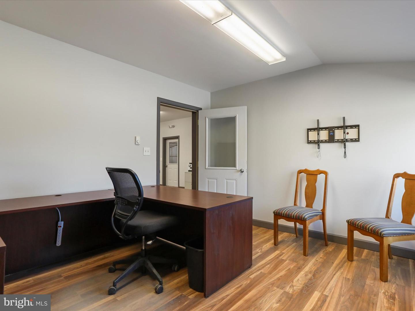237 Oregon Street Property Photo 15