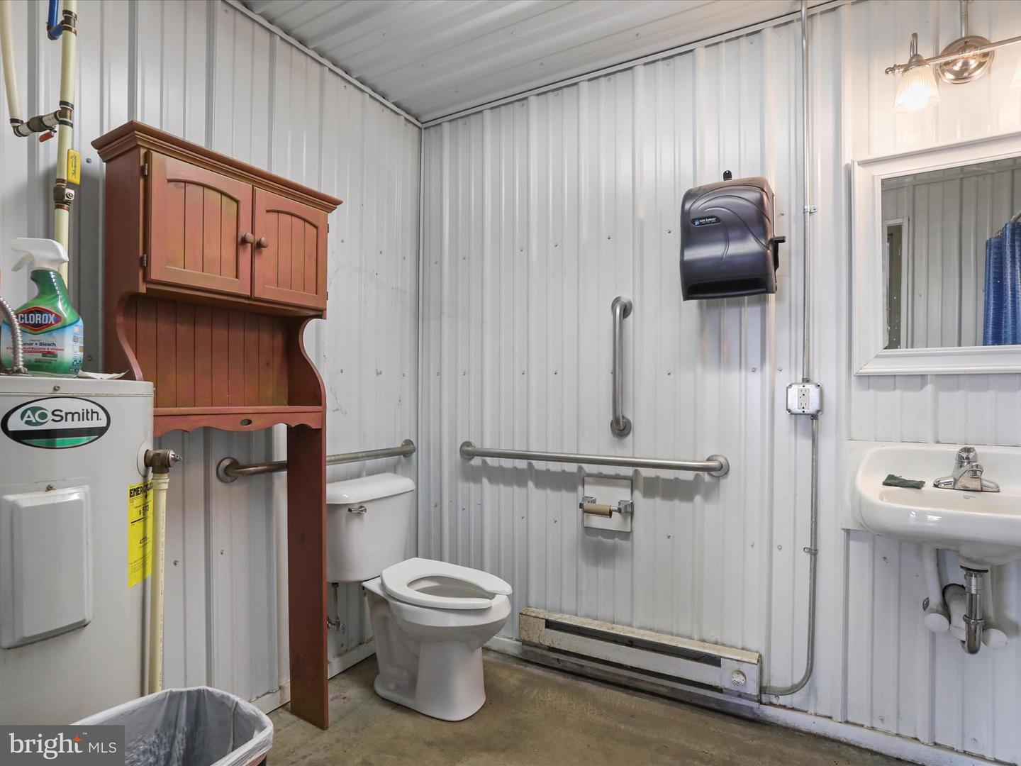 237 Oregon Street Property Photo 25