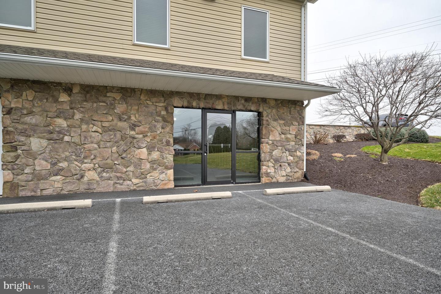10999 Anthony Hwy #a Property Photo 2