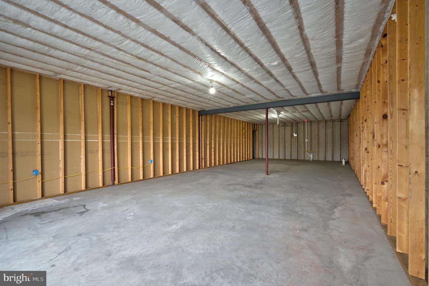 10999 Anthony Hwy #a Property Photo 3